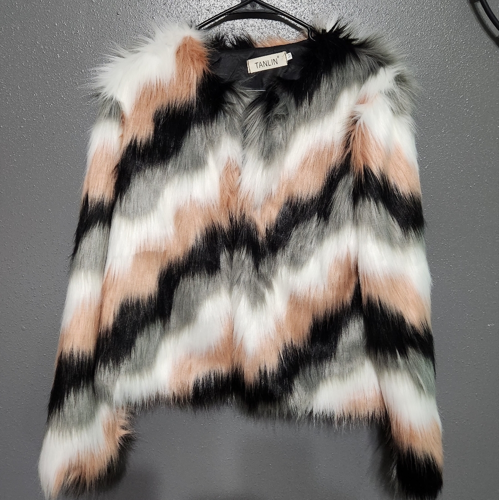 FAUX FUR JACKET
